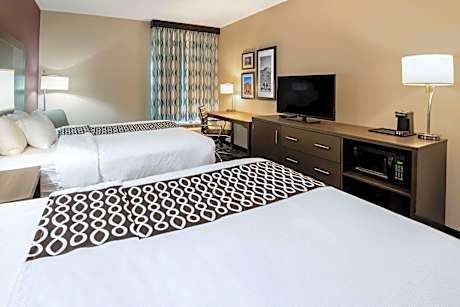 Queen Room with Two Queen Beds - Mobility Access/Non-Smoking