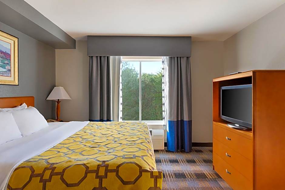 Baymont by Wyndham Lithia Springs Atlanta