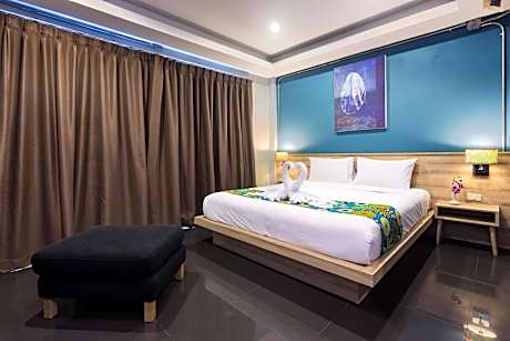 Deluxe Double Room with Balcony