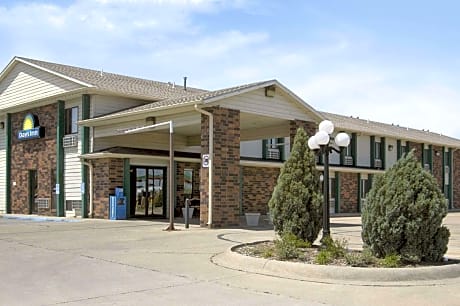 Days Inn by Wyndham Salina I-70