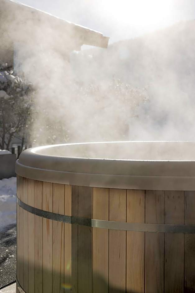 GOING TRIPLE A apartments WEST