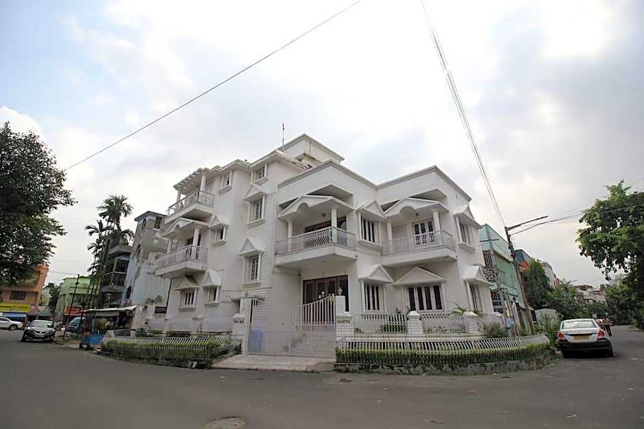 Anamitra Guest House