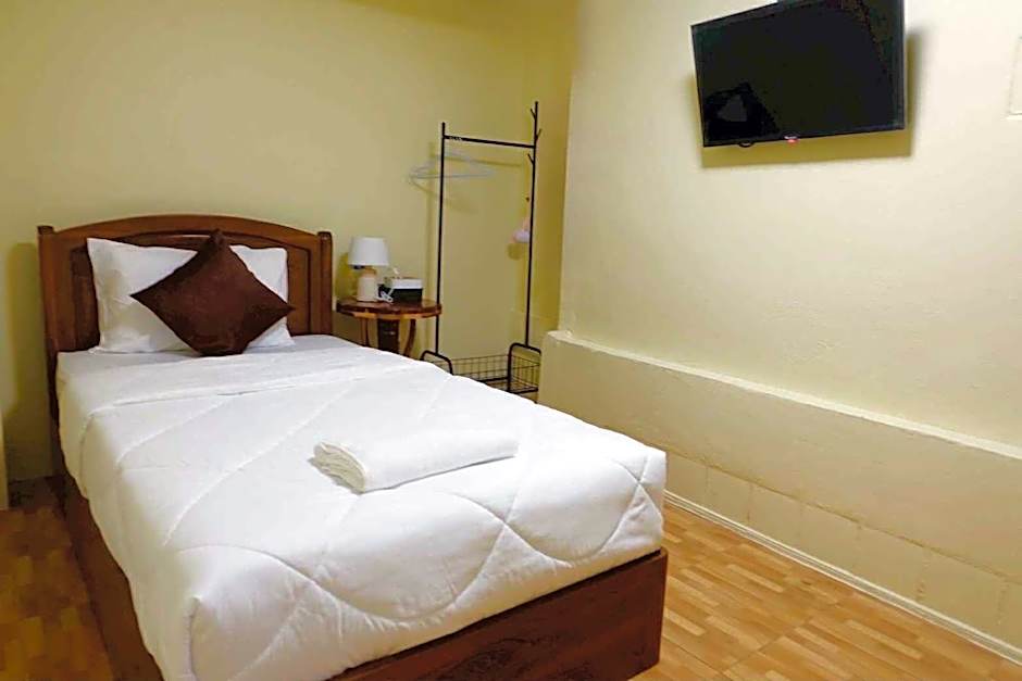 The Best House&Hostel