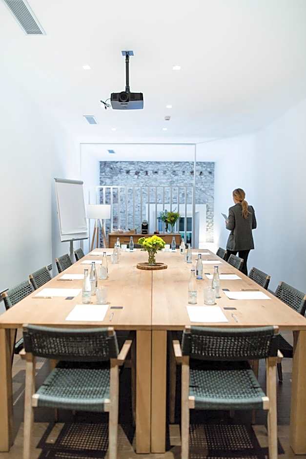 Aire Hotel & Ancient Baths