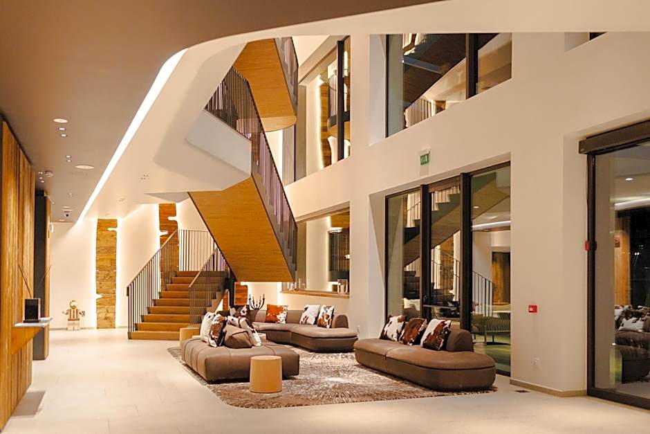 Grand Hotel Courmayeur Mont Blanc, by R Collection Hotels