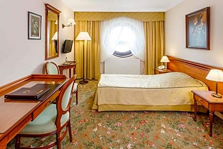 Superior Single Room