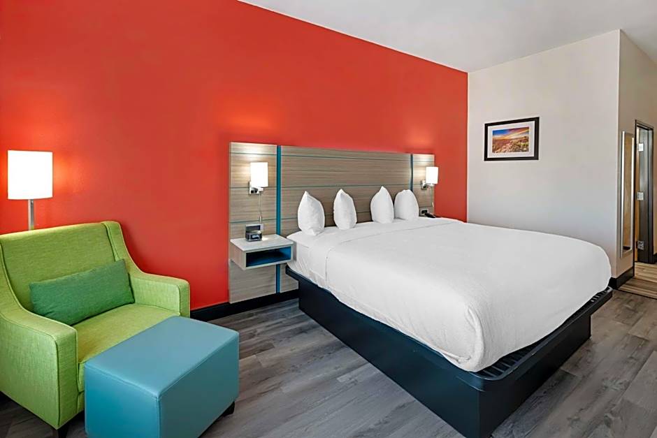 Best Western Plus Executive Residency Carlsbad Hotel