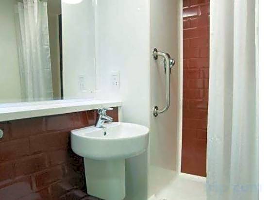 Travelodge Paignton Seafront