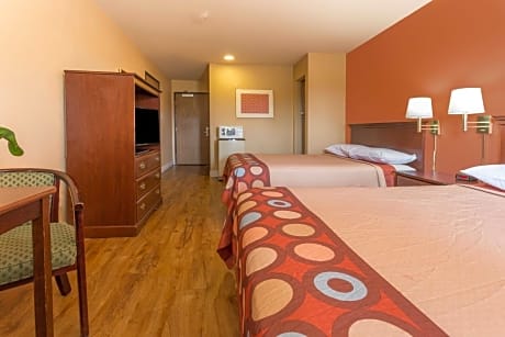 Queen Room with Two Queen Beds - Non-Smoking