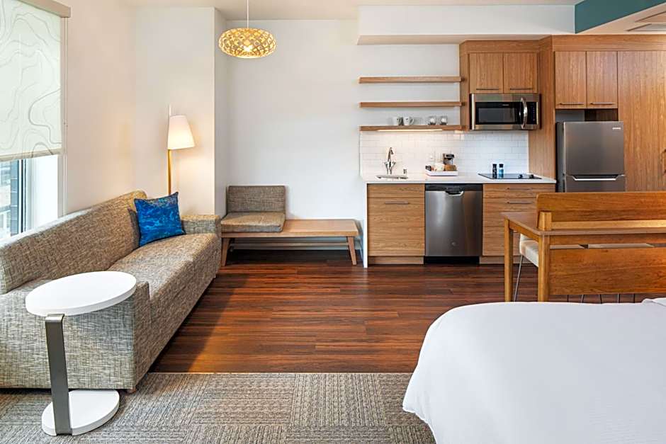 Element Minneapolis Downtown North Loop