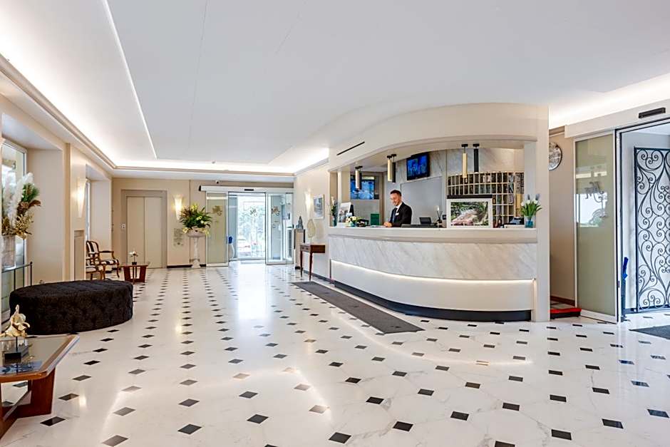 Hotel Metropole