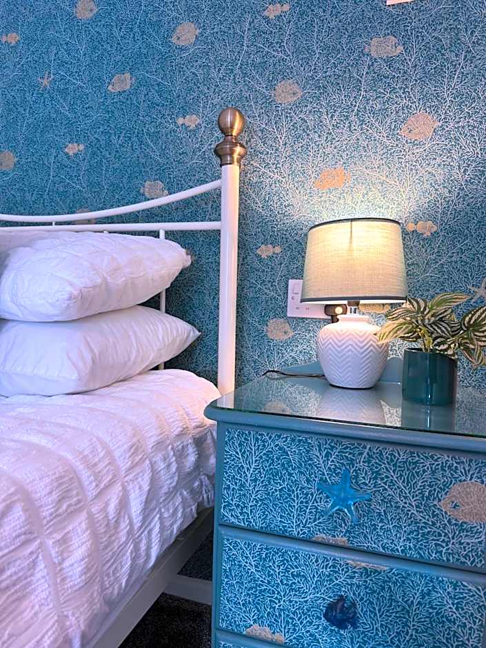 Shipping Lanes Hotel