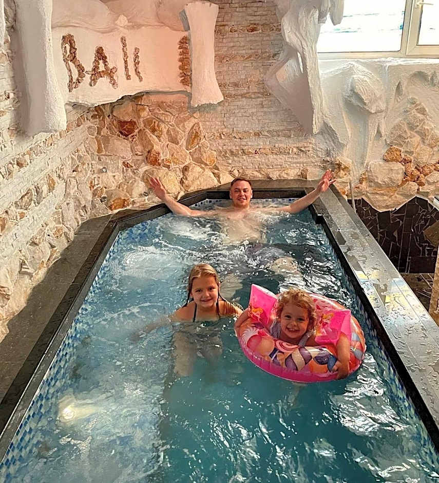 Bali Colosseum Hotel