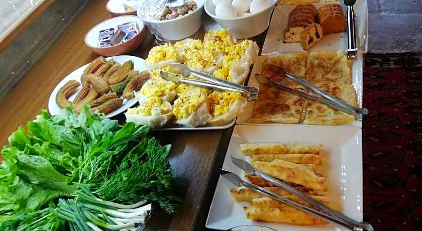 Antique Terrace Suites