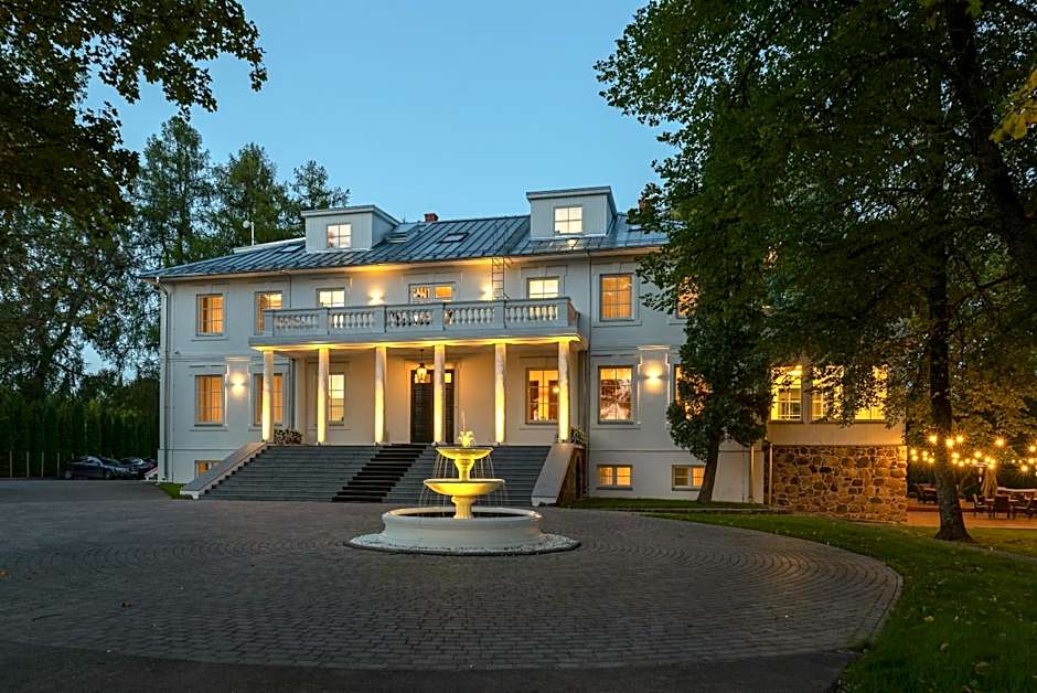 The MANOR Sports & Spa