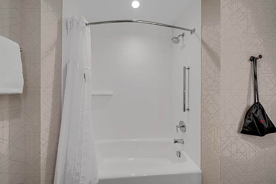 Holiday Inn Express & Suites Fort Walton Beach - Eglin Area By IHG