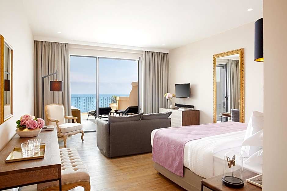 Nido, Mar-Bella Collection an SLH hotel