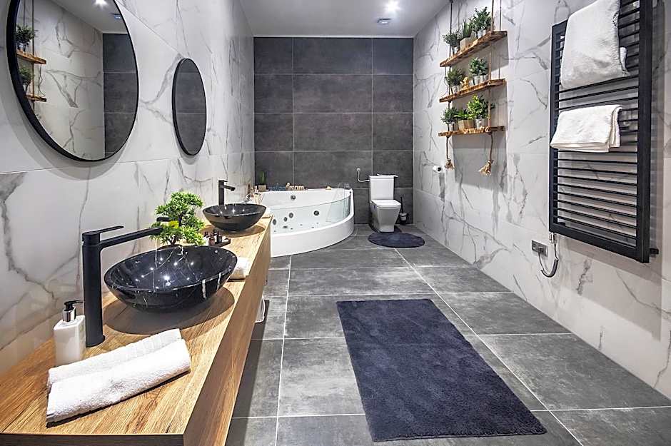 ELVIRA SELECTION by Lotus