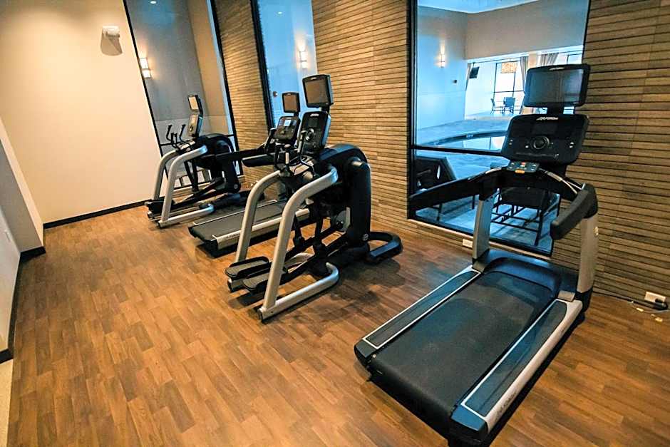 DoubleTree by Hilton Lubbock - University Area