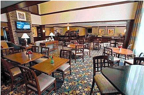 Hawthorn Suites by Wyndham Williamsville Buffalo Airport