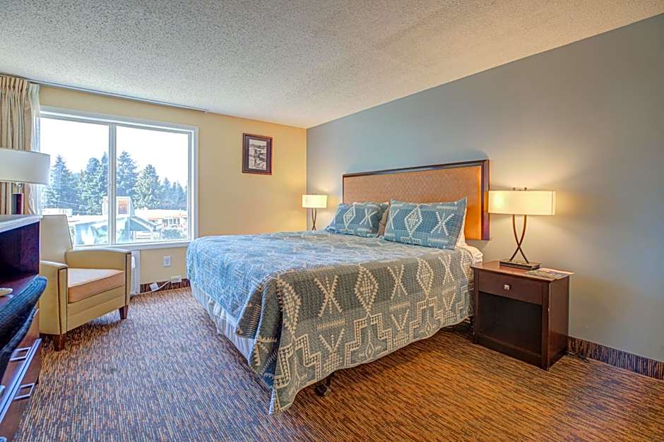 Columbia Gorge Inn