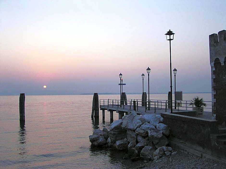 VILLA GARUTI VILLAGE