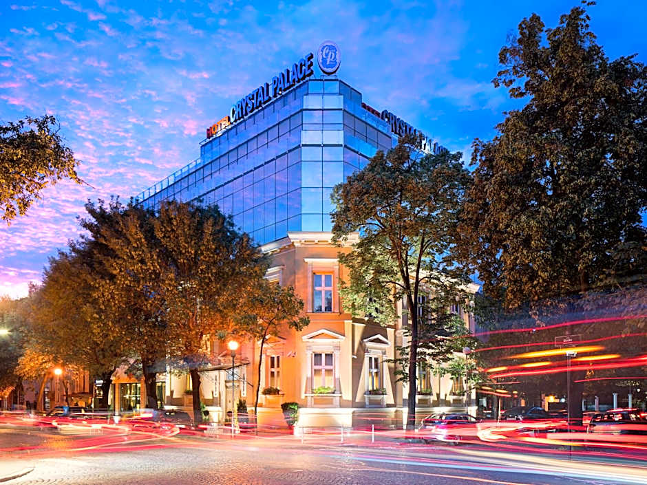 Crystal Palace Boutique Hotel