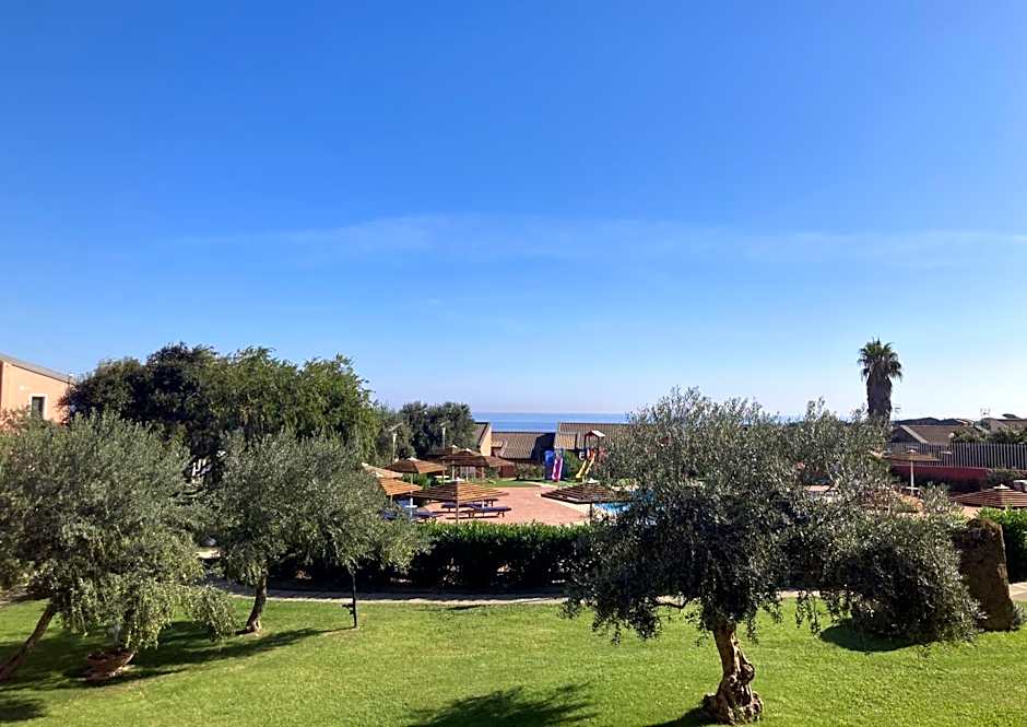 Cala Rosa Club Hotel