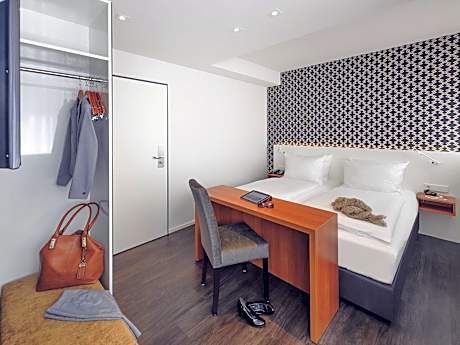Standard Double Room - Ground Floor