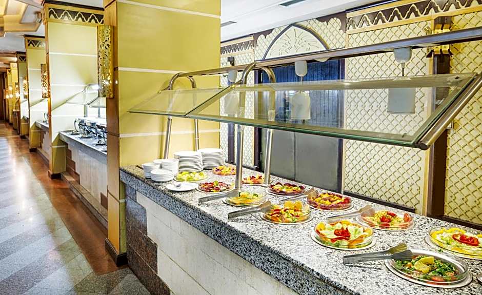 Pyramisa Luxor Hotel and Suites