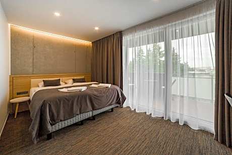 Deluxe Double Room with free Pool and Fitness