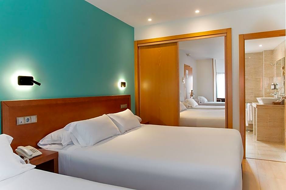 Hotel Playa Langosteira by Adeloló