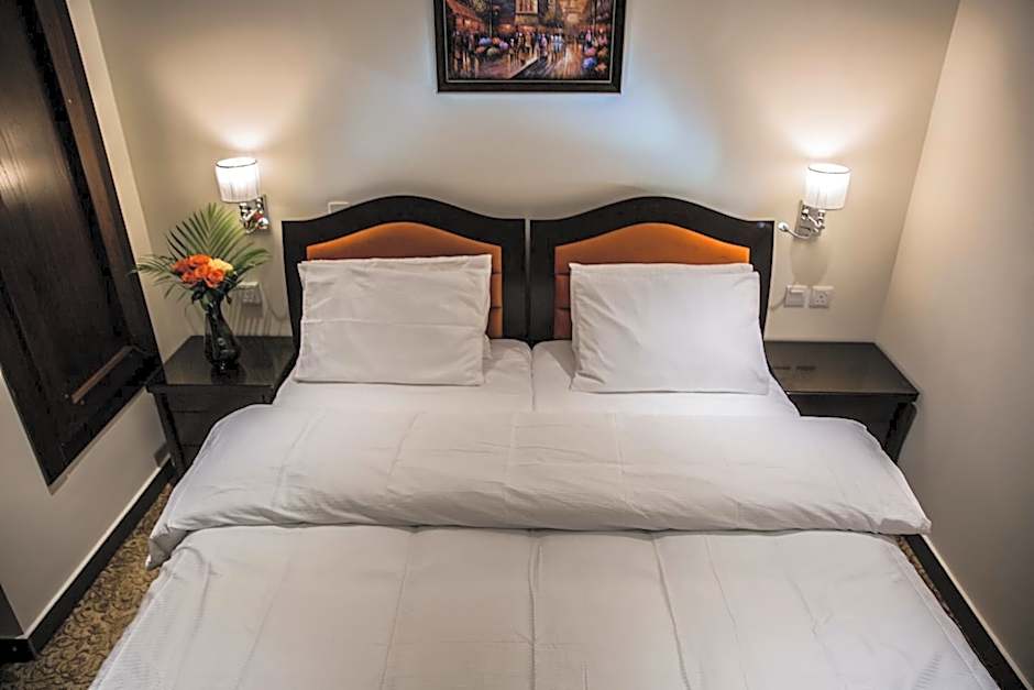 Naylover Hotel Suites