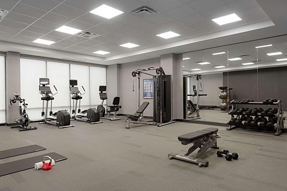 Fairfield Inn & Suites Cincinnati Oakley