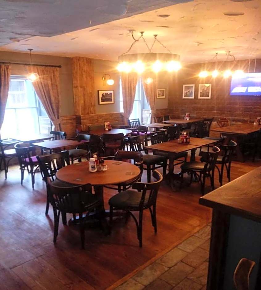 OYO The Old Victoria