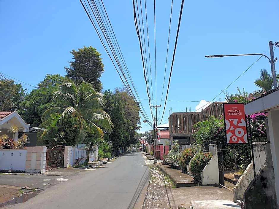 OYO 90536 Wenasia Residence – Manado, CA