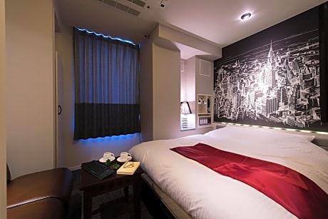Economy Double Room + Late Check in at 22:00 / Check out at 10:00