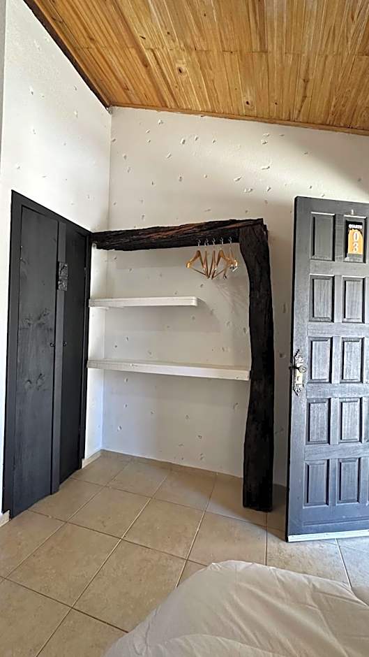 Pousada Entre Folhas