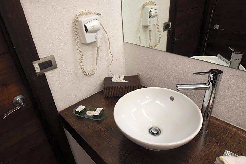 Colombe Hotel Boutique