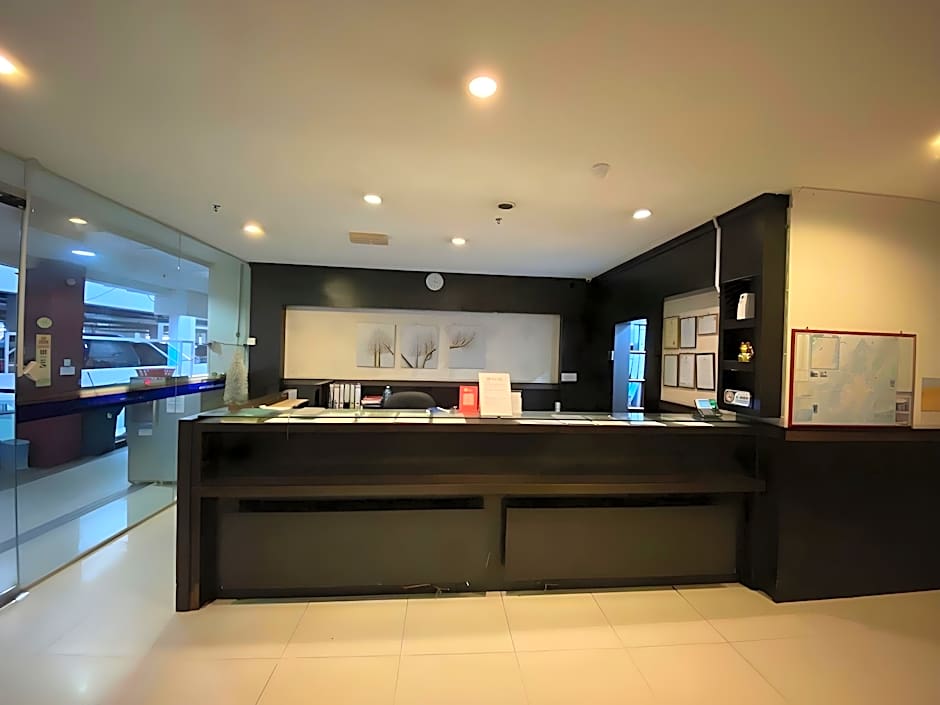 Switz Paradise Hotel