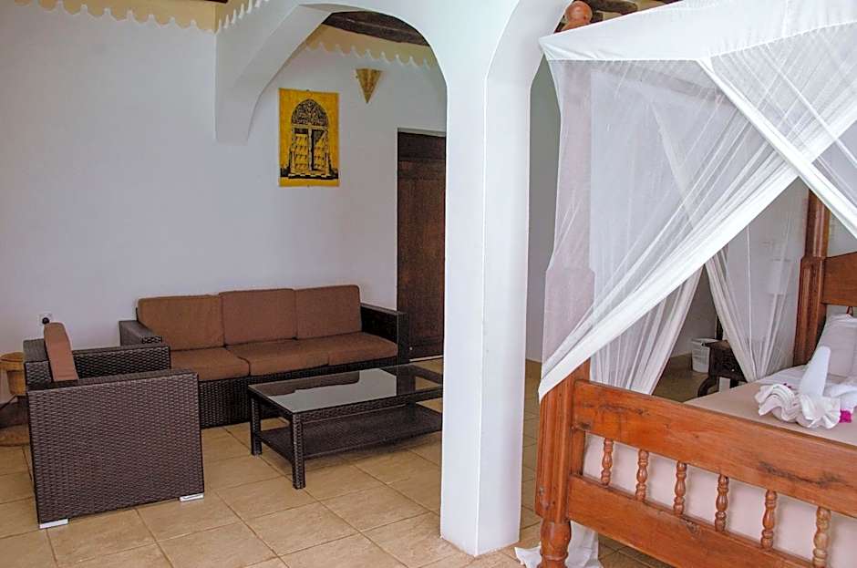 Langi Langi Beach Bungalows