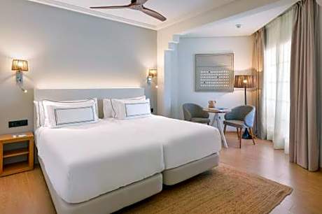 The Level Premium Room with Sea View