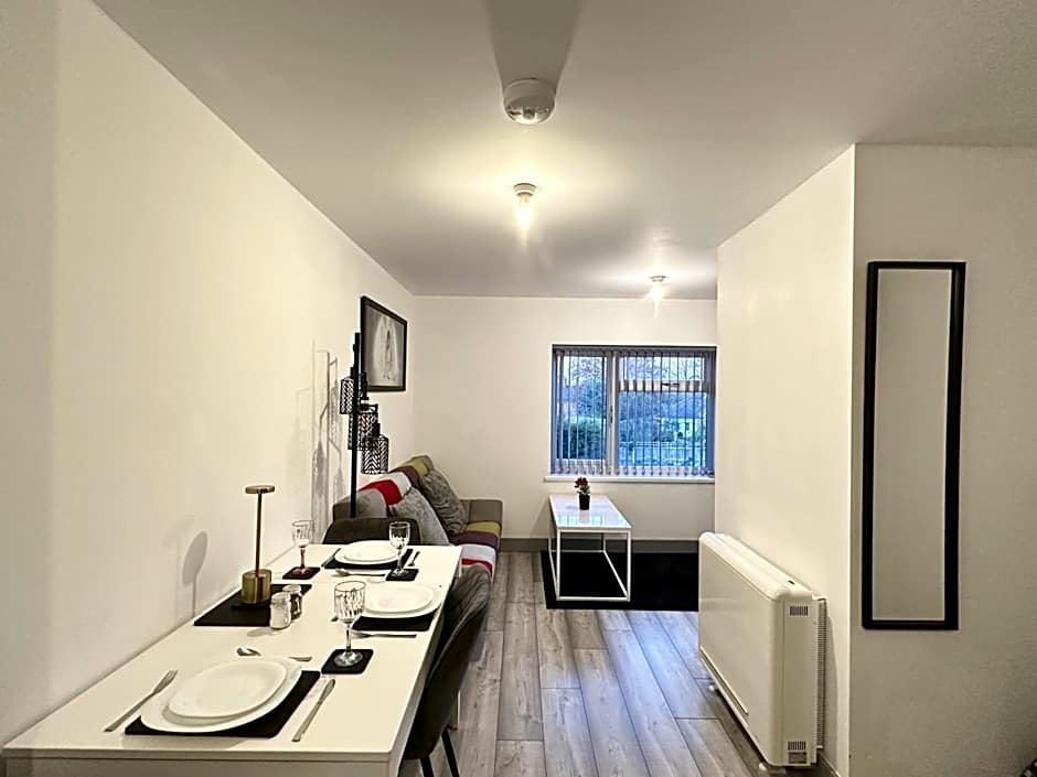 Lilypad Suite - Near NEC Centre, BHX airport, HS2 & Resort World