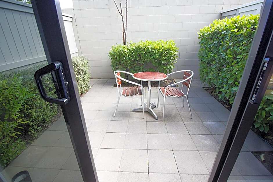 Alpine Lake Motor Lodge