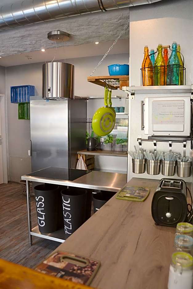 Do Step Inn Central - Self-Service-Hostel