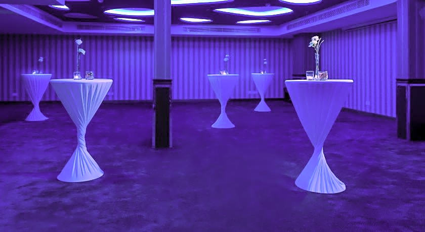 Al Safir Tower Residence & Tower