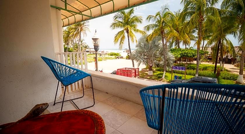 Hotel y Bungalows Acuario