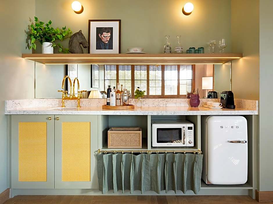 Palihouse Hyde Park Village