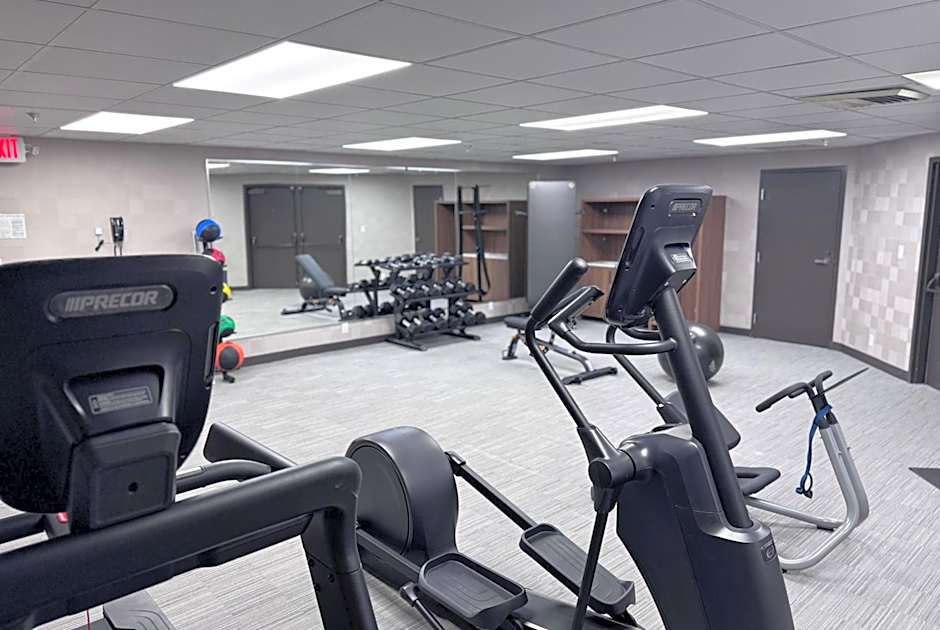 La Quinta Inn & Suites by Wyndham Miamisburg Dayton South