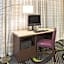 La Quinta Inn & Suites by Wyndham Westport